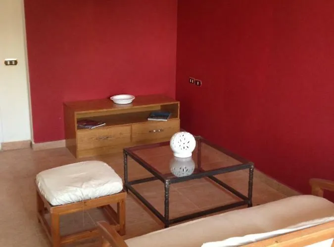 El Manzil Otel *